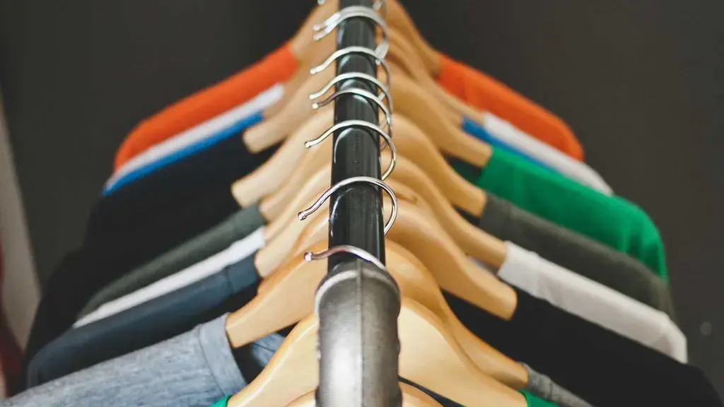 Mobile Banking Apps Need Clearer Merchant Names to Build Trust